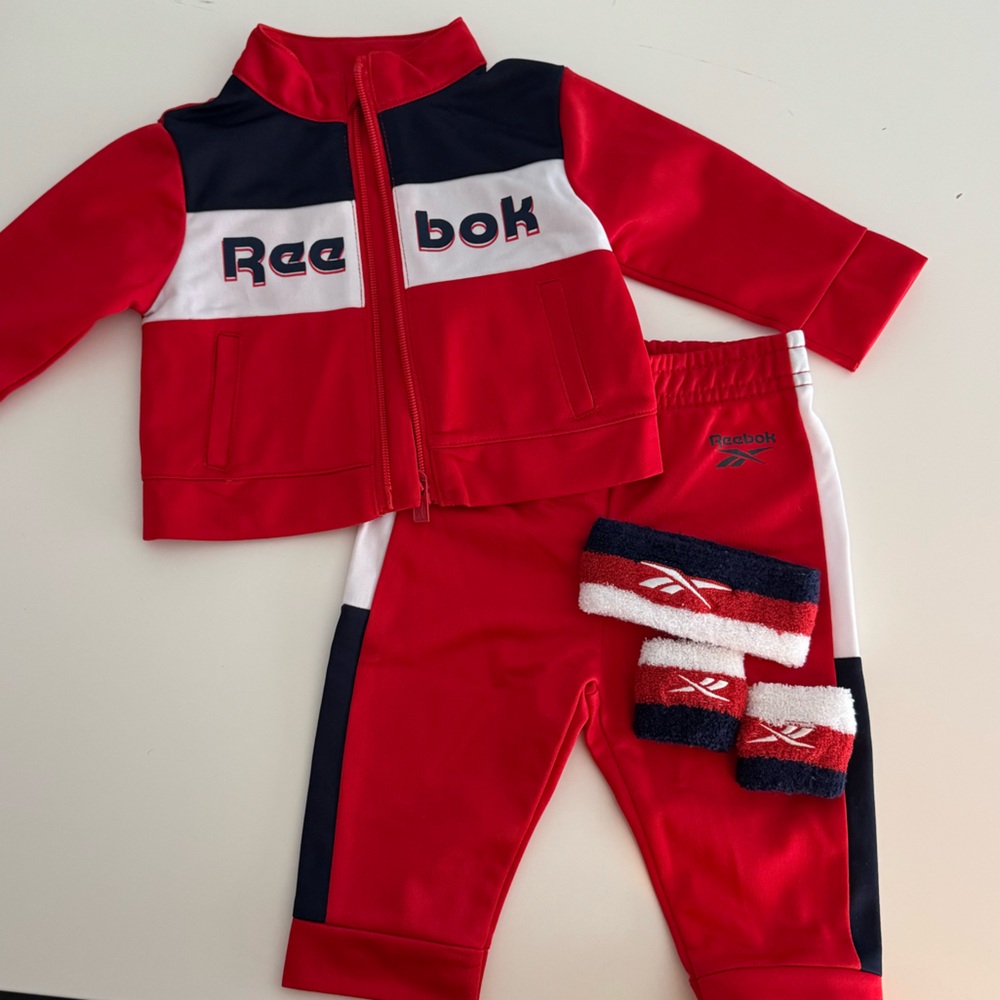 NWOT Baby Reebok Tracksuit with wrist warmers and headband